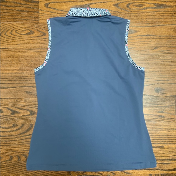 Fairway & Greene polyester/spandex blue/patterned sleeveless golf shirt - Picture 6 of 6